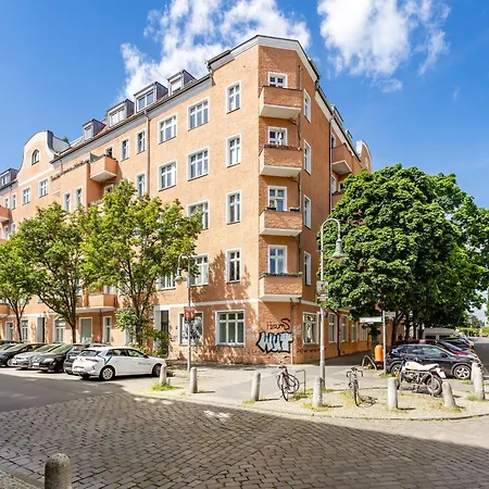 The Malmoeer, 1 Bed With Lovely Terrace Up To 2